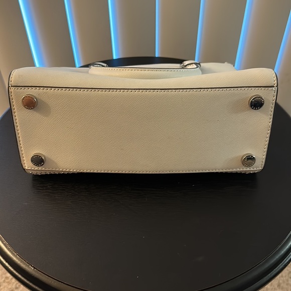 Michael Kors White Silver Studded Winged Handbag - Picture 7 of 7